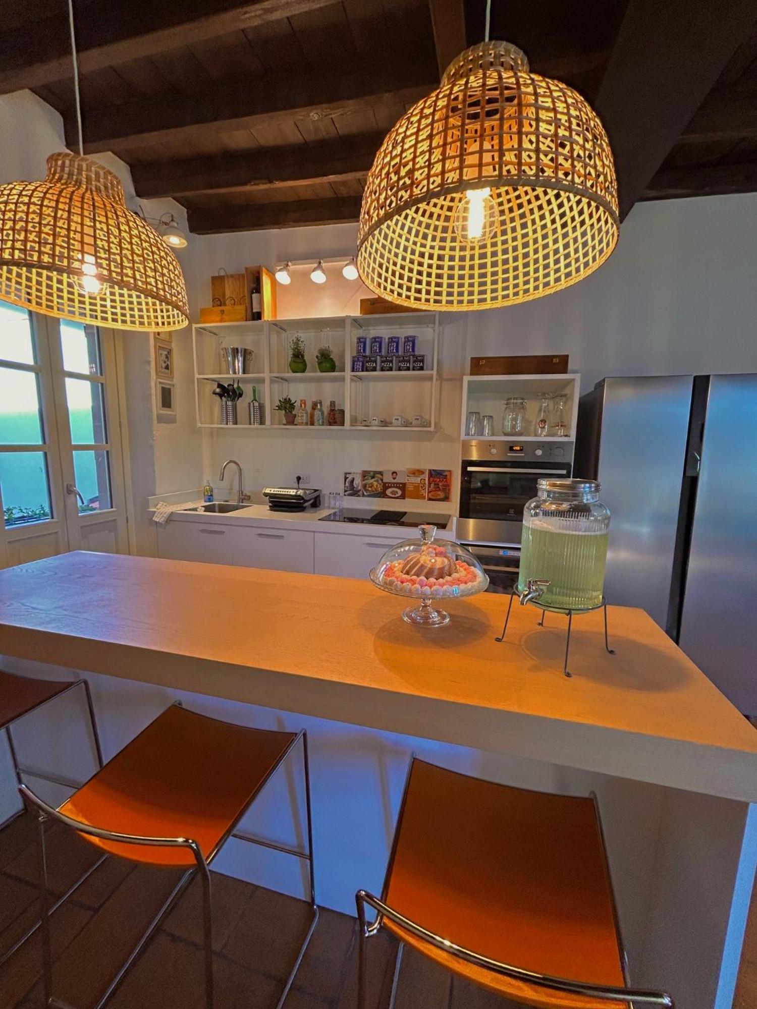 Casa Vacanze Viacoloniola37 โกโม ภายนอก รูปภาพ