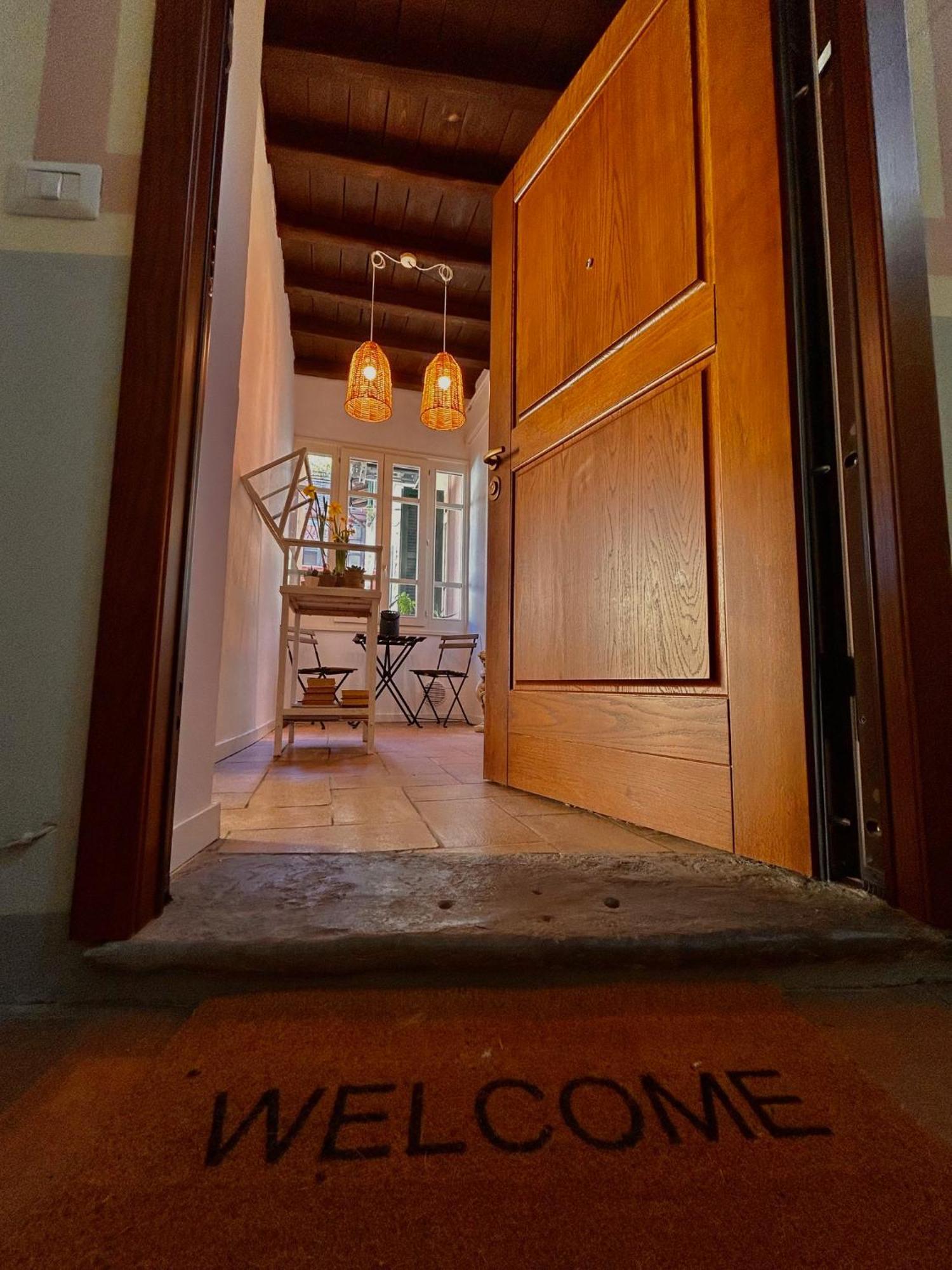 Casa Vacanze Viacoloniola37 โกโม ภายนอก รูปภาพ