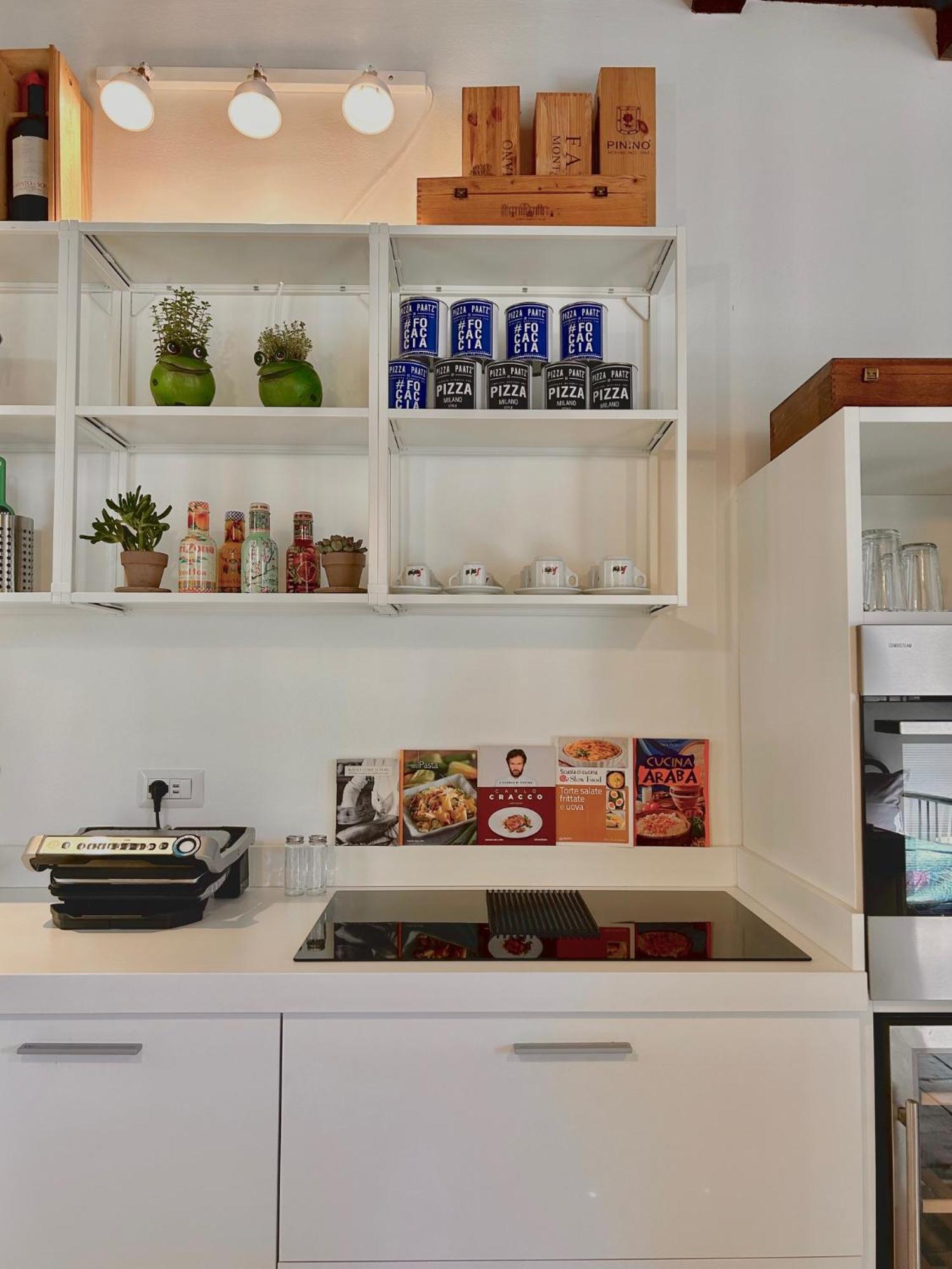 Casa Vacanze Viacoloniola37 โกโม ภายนอก รูปภาพ